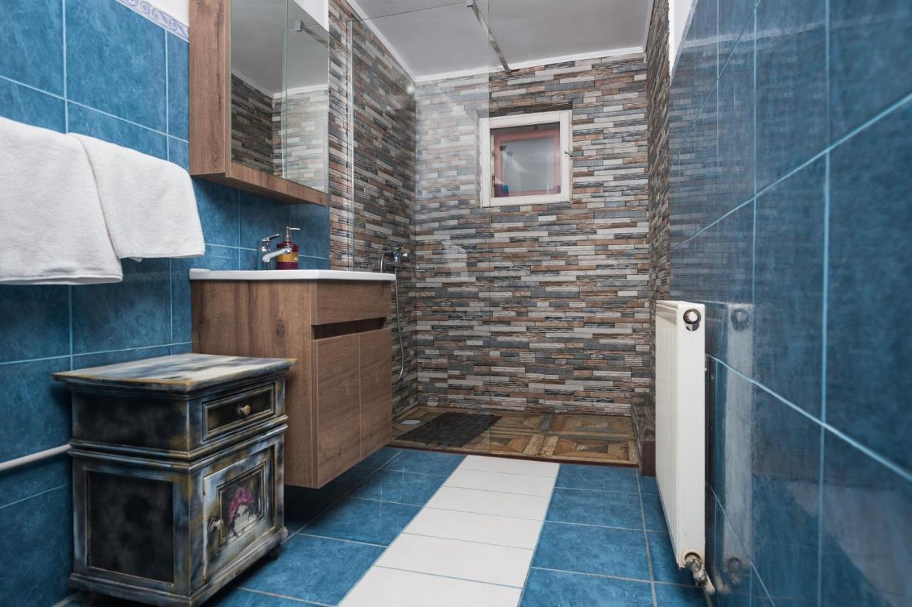 Ferienwohnung Surasul Muntelui Dragoslavele Exterior foto