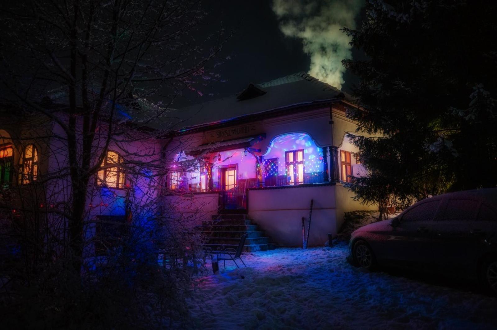 Ferienwohnung Surasul Muntelui Dragoslavele Exterior foto